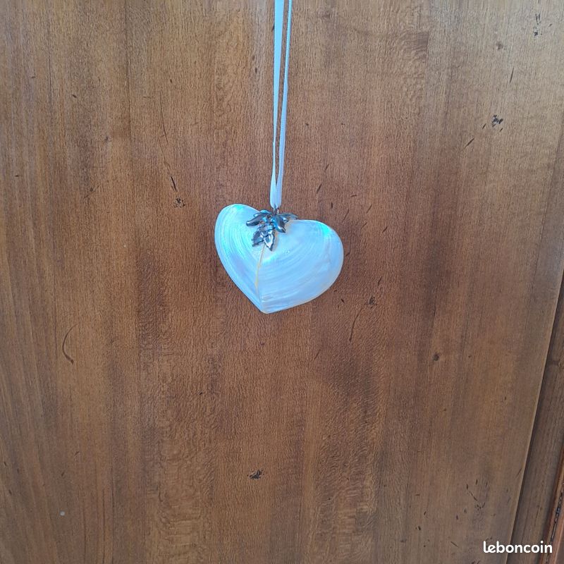 Pendentif neuf nacre et metal (image 4)