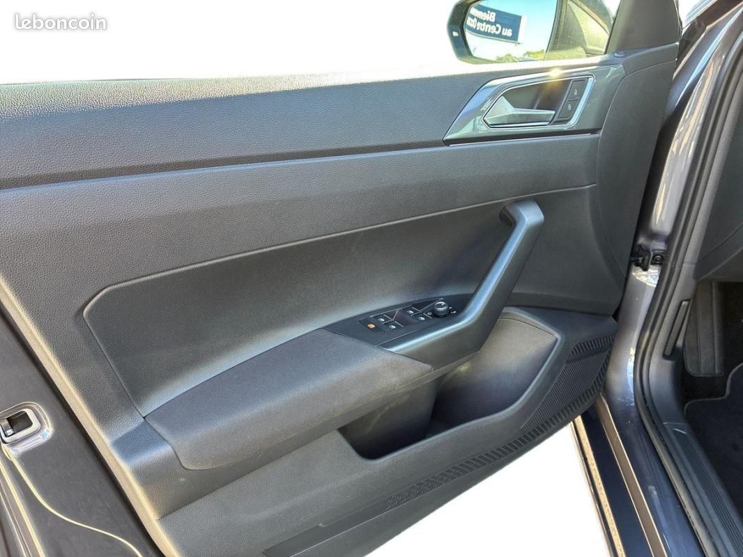 Volkswagen Polo 1.0 TSI 95 S&S DSG7 Style (image 15)