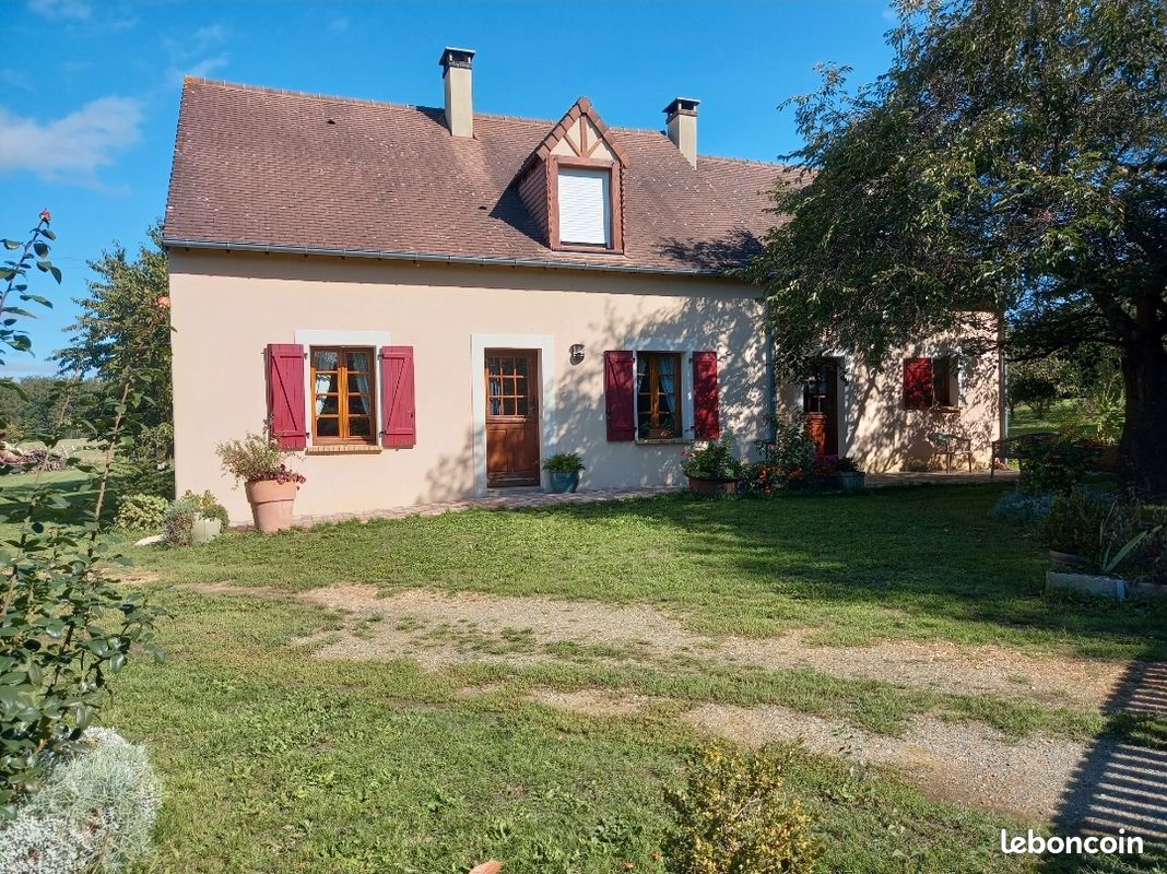 Maison 7 pièces 160 m² · à Écommoy · 160 m² · 279 000 €
