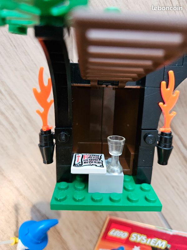 LEGO Castle Dragon Knights set 6020 (image 4)