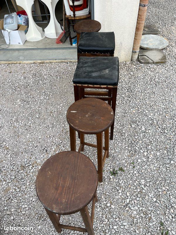 Lot de vieux tabouret (image 2)