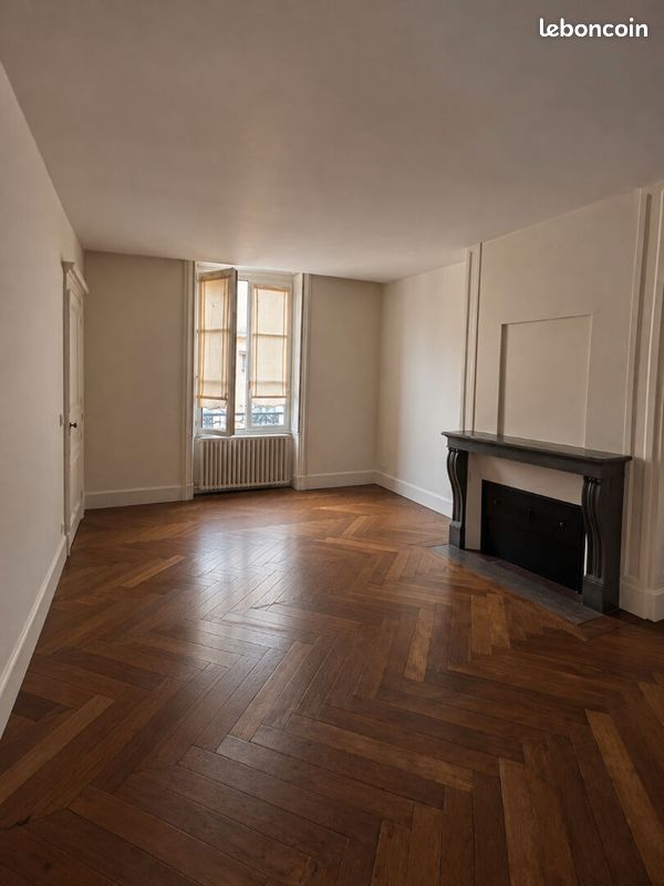 Appartement 4 pièces 111 m² · à Besançon · 111 m² · 995 €/mois