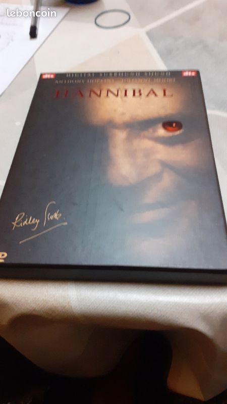 DVD VIDÉO HANNIBAL ANTHONY HOPKINS pochette rigide cartonné bonne qualité (image 1)