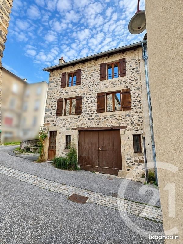Maison 4 pièces 81 m² · à Rosières · 81 m² · 89 000 €