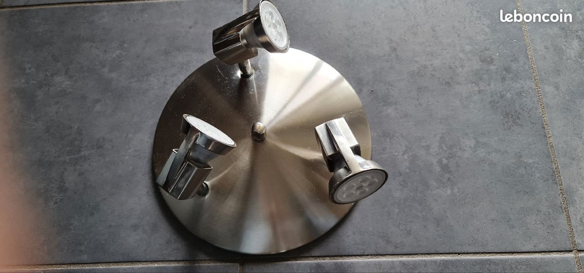 Suspension luminaire (image 1)