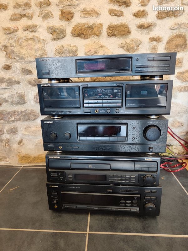 Ensemble chaîne hifi avec enceintes (image 1)