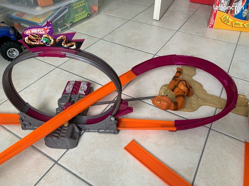Circuit hot wheels (image 3)