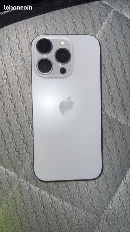 IPhone 16 pro (image 4)
