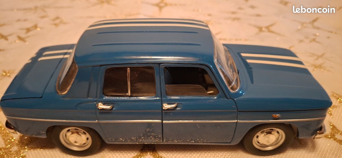 Solido 1/18 - Renault 8 Gordini 1965 - Bleue - Miniature Métal Dans Coque De Protection
