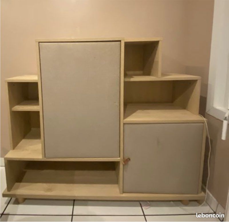 Meuble à rangement (image 1)