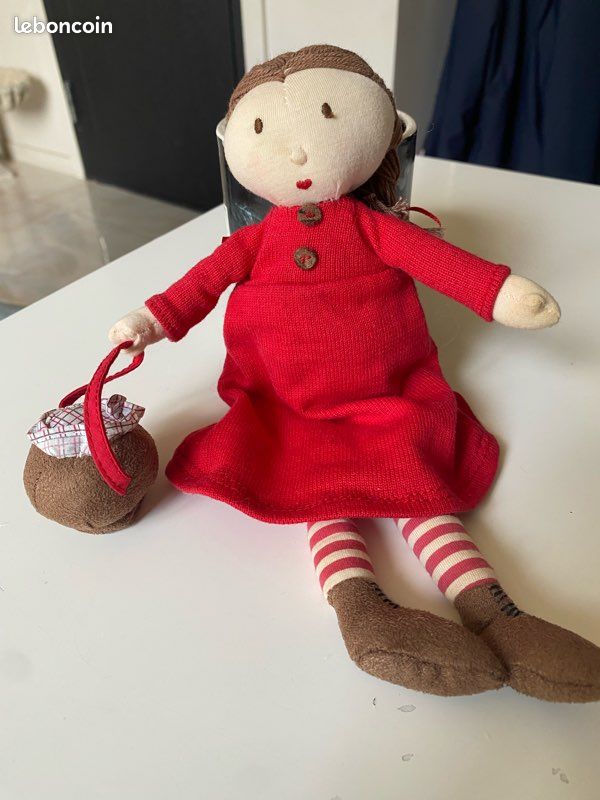 Chaperon rouge avec panier à hochet Jacadi (image 1)
