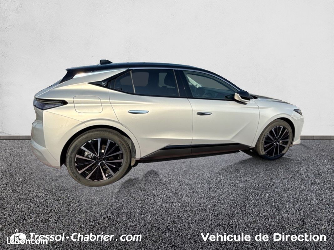 DS N°4 E-Tense Etoile - Alcantara (image 6)