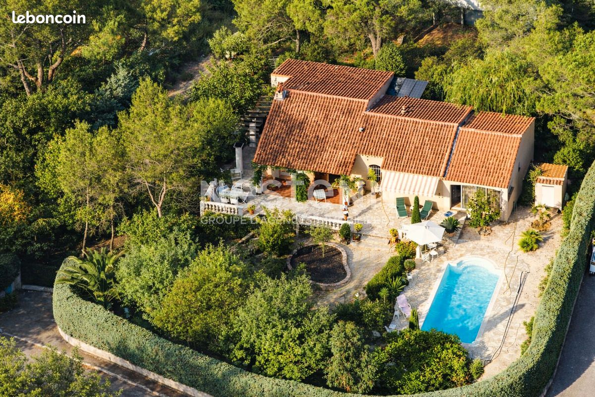 Maison 5 pièces 120 m² · à Saint-Raphaël · 120 m² · 728 000 €
