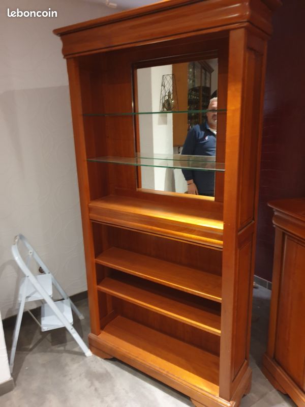 Vend BAR et Armoire a verres (image 2)