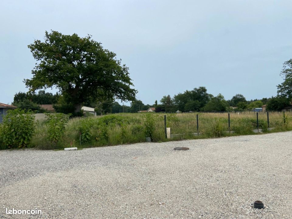 Terrain 430 m² Hourtin · 103 000 €