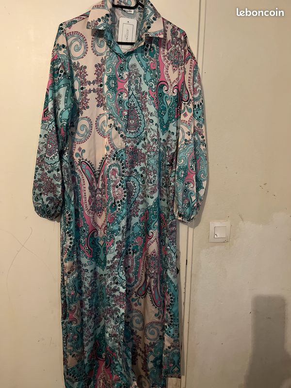 Robe lôgue (image 1)