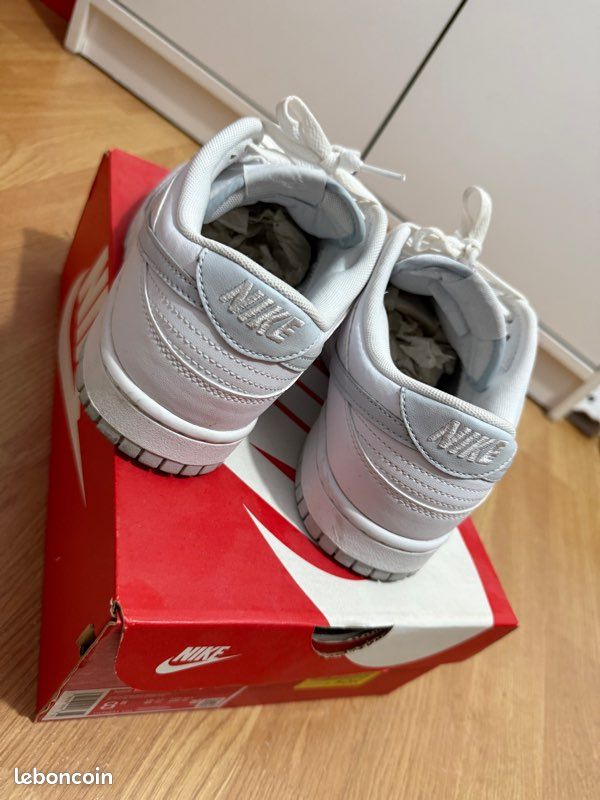 Chaussure dunk taille 42 (image 2)