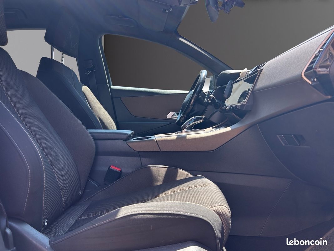 DS DS7 CROSSBACK 2.0 BLUE HDI 180 LOUVRE BA CHIC 177Ch Garantie 12 mois 137000 kms (image 7)