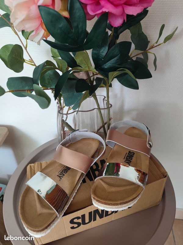 Sandales multibrides Sunbay Leila neuves pointure 38 Chaussures