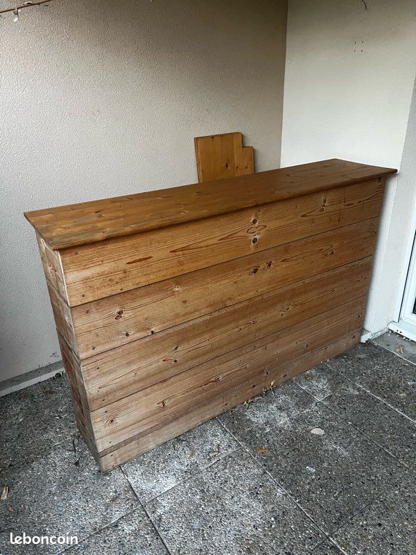 Bar d’extérieur en bois (image 1)