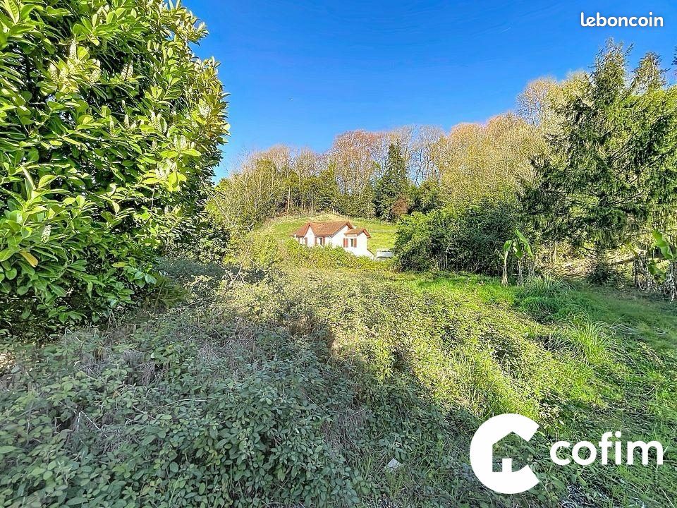 Terrain 1294 m² · à Bayonne · 1 294 m² · 399 000 €