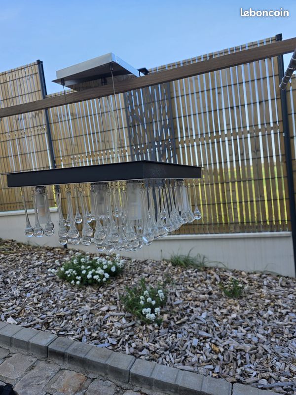 Plafonnier en cristal carré – L’élégance suspendue (image 10)