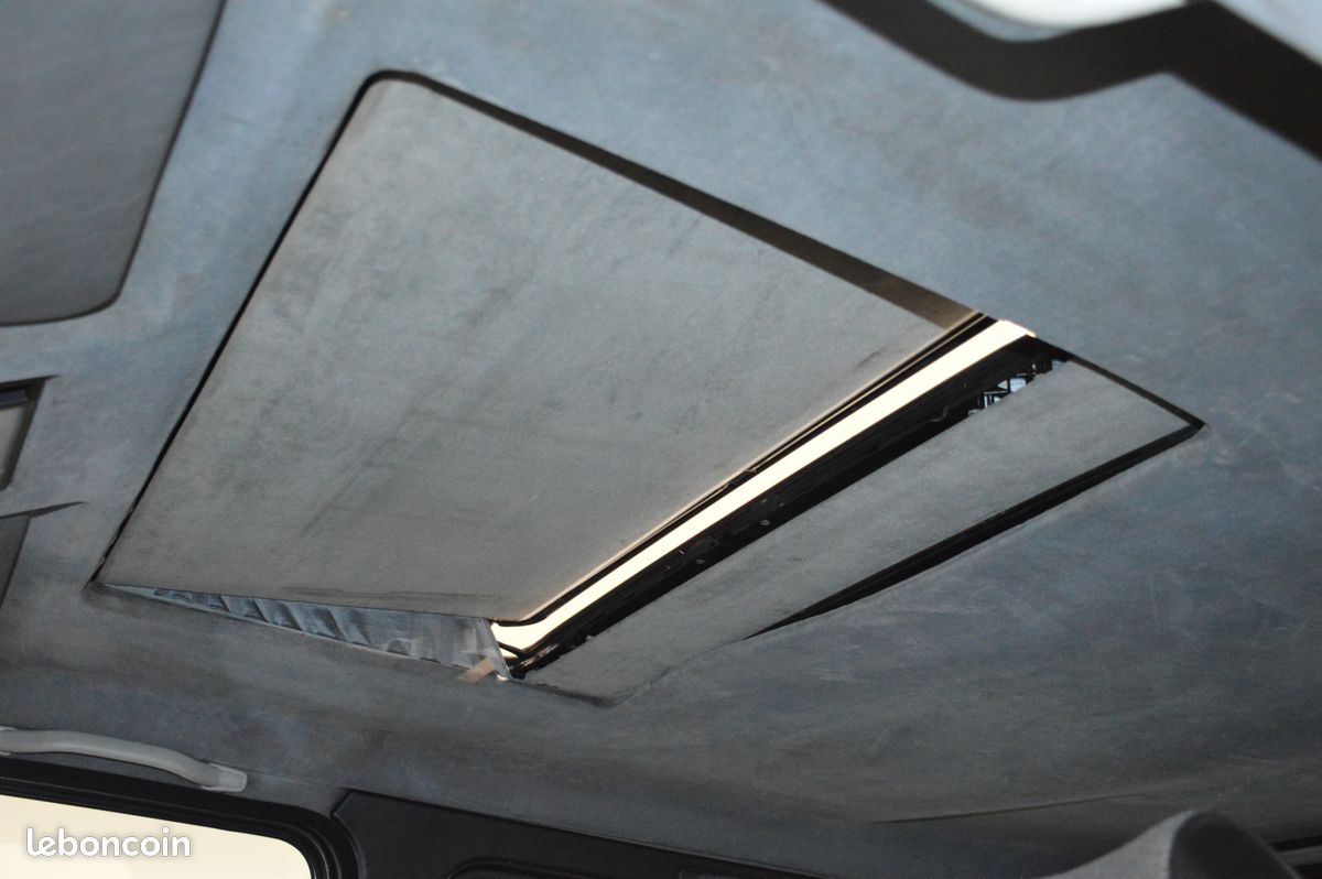 MERCEDES CLASSE G 300 E 170 CHASSIS COURT 3 PORTES-08/1990-6 Cylindres-Attelage-Toit Ouvrant-GPS CarPlay-Jantes 18"-Marchepieds-Gros Entretien Récent-Collector-Introuvable-Historique-Garantie 6 Mois (image 10)