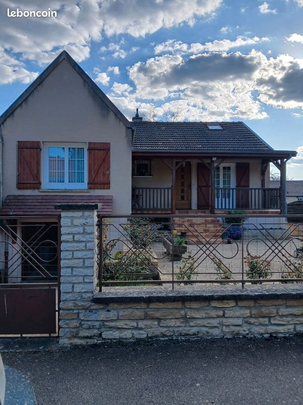 Maison 7 pièces 155 m² · à Époisses · 155 m² · 160 000 €