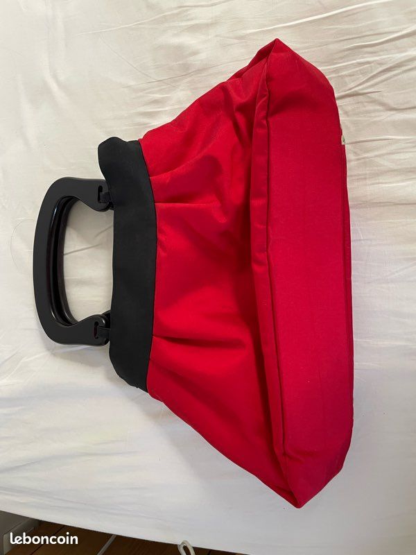Sac rouge (image 2)