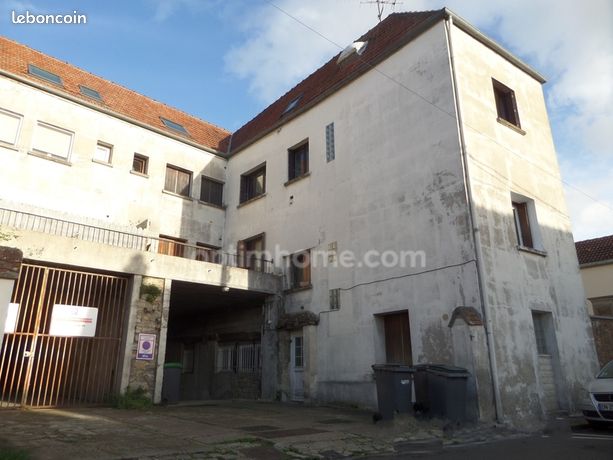 Studio 1 pièce 18 m²