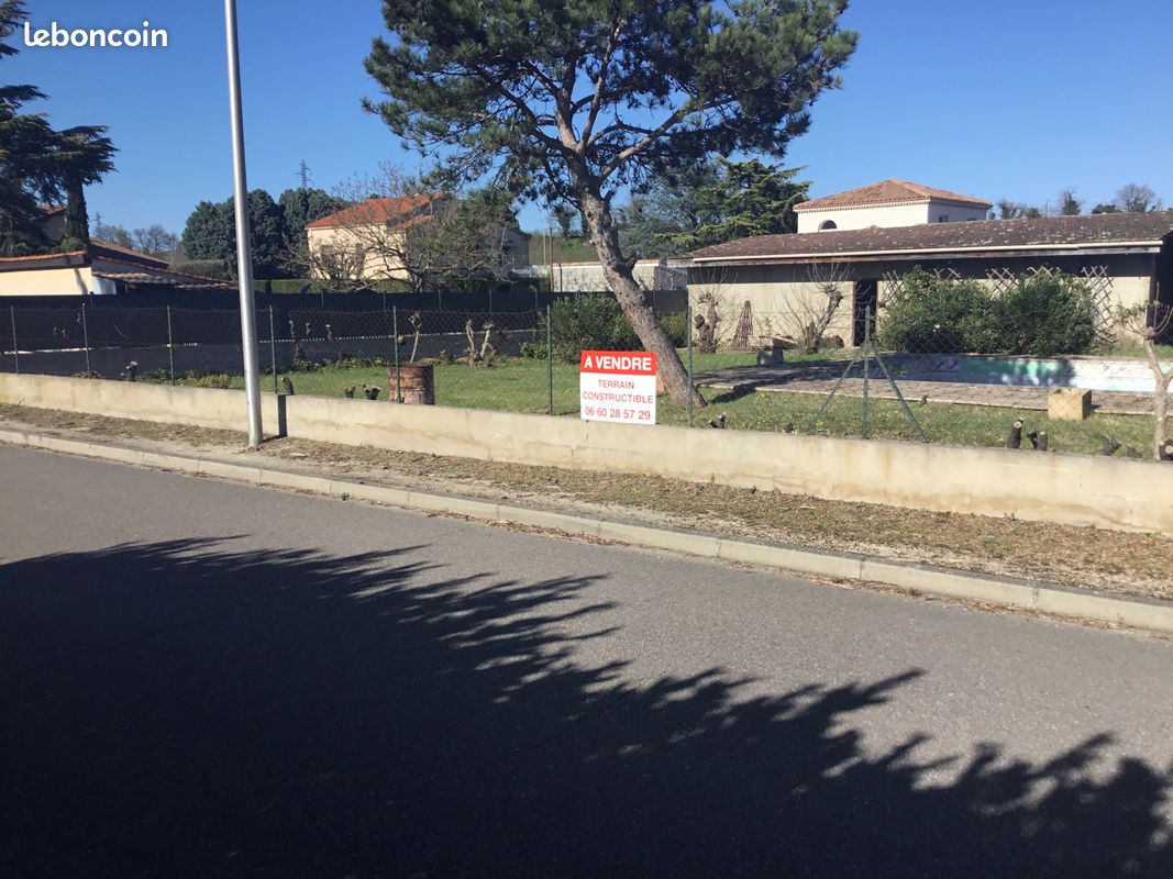 Terrain de 730 m2 · à Chanas · 110 000 €