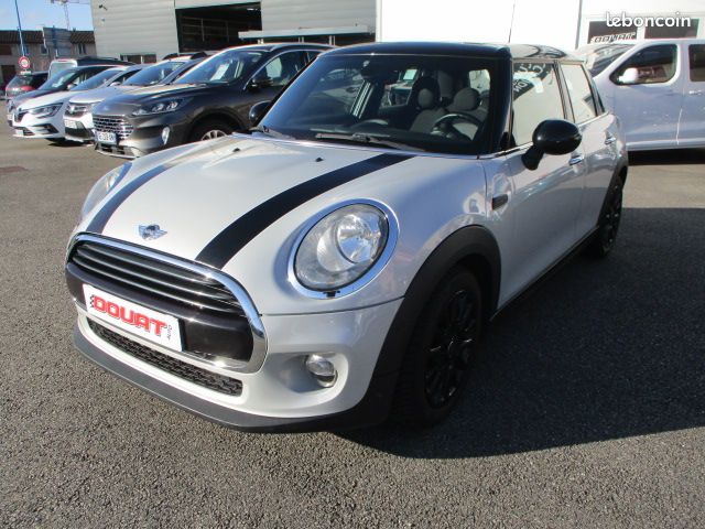 MINI COOPER D 116 ch PACK CHILI BVA - 5 PORTES (image 1)