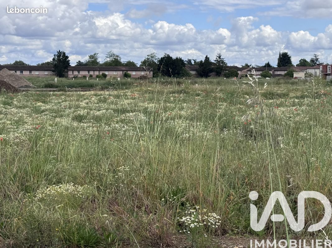 Terrain 391 m² · à Frouzins · 391 m² · 110 000 €