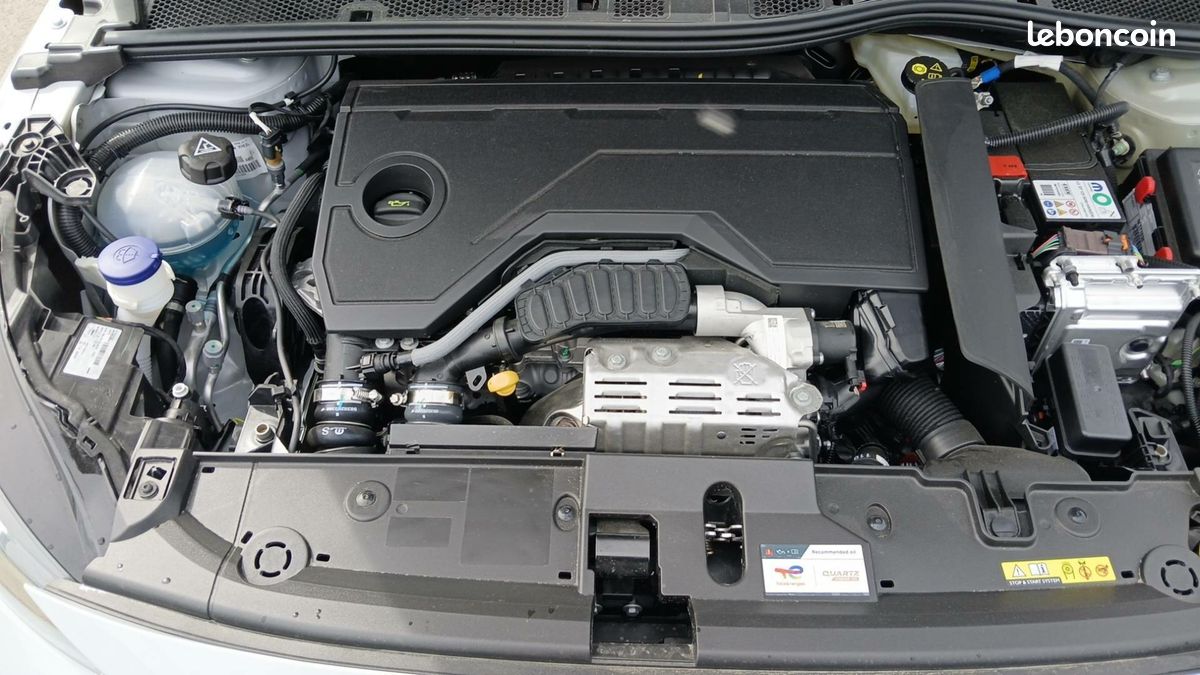 PEUGEOT 208 Hybrid 110 ch e-DCS6 EDITION (image 13)