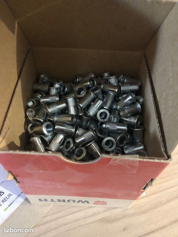 Boîte de 500 écrous à sertir M5 Würth Aluminium (Inserts filetés) - Neuf (image 2)