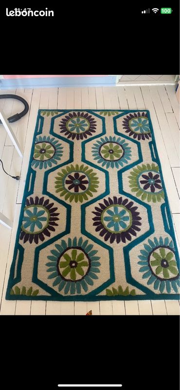 Tapis fleurs mauve bleu vert (image 1)