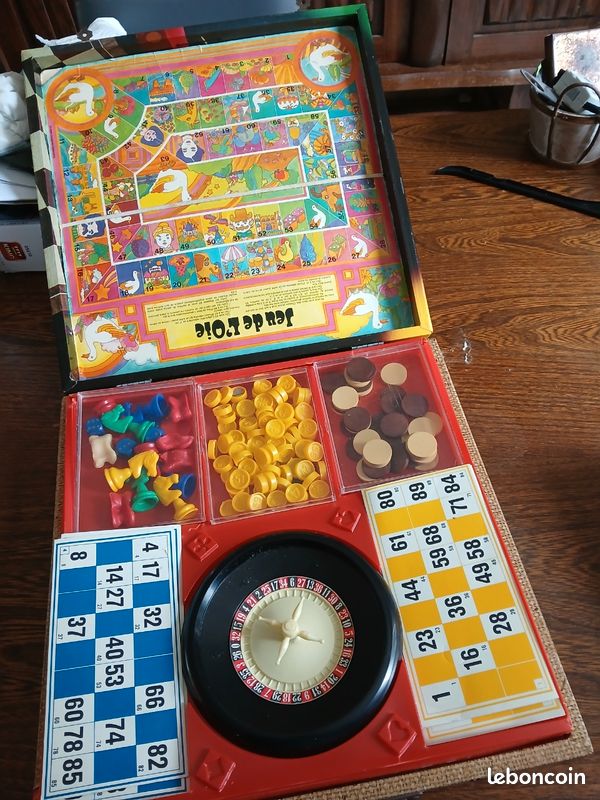 Boite de jeux de sociétés (image 2)