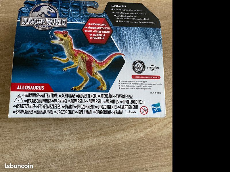 Allosaurus Jurassic world hasbro 2015 neuf (image 2)