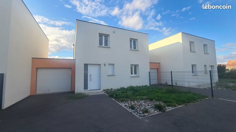 Maison 5 pièces 96 m² · à Lachapelle-sous-Rougemont · 96 m² · 229 000 €