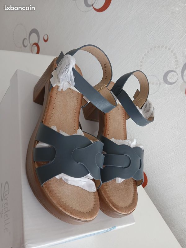 Nus pieds sandales en bois et cuir à talons 7 cm surdelle marine taille 37 (image 8)