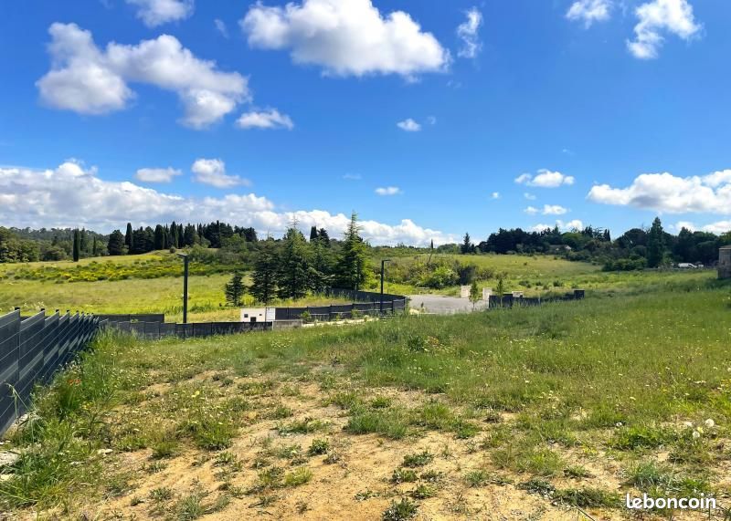 Terrain 770 m² Palaja · 78 000 €