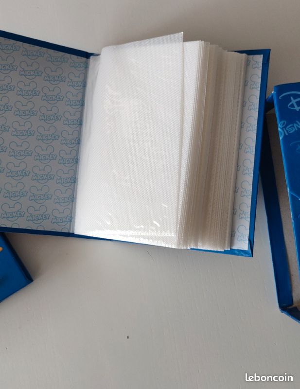 Coffret Pack 2 livres photos Winny l'ourson Disney
Neuf (image 4)