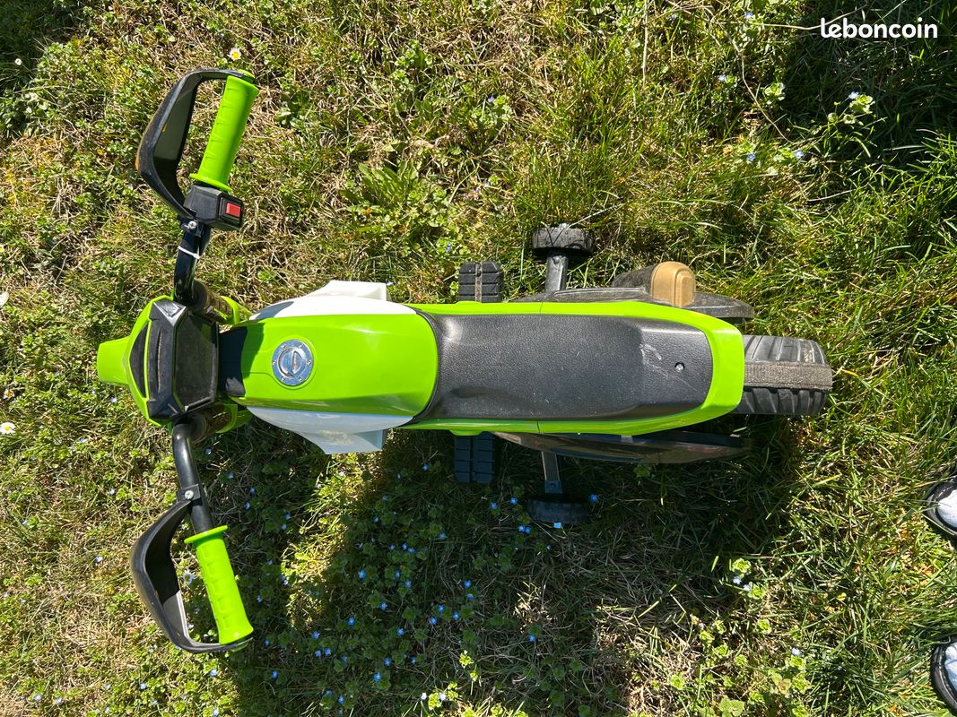 Mini moto électrique (image 3)