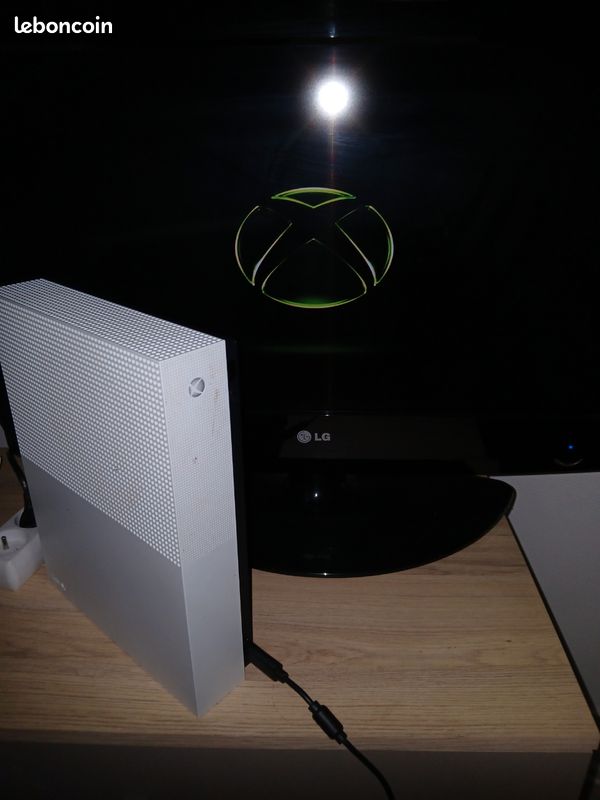 Xbox one S (image 5)