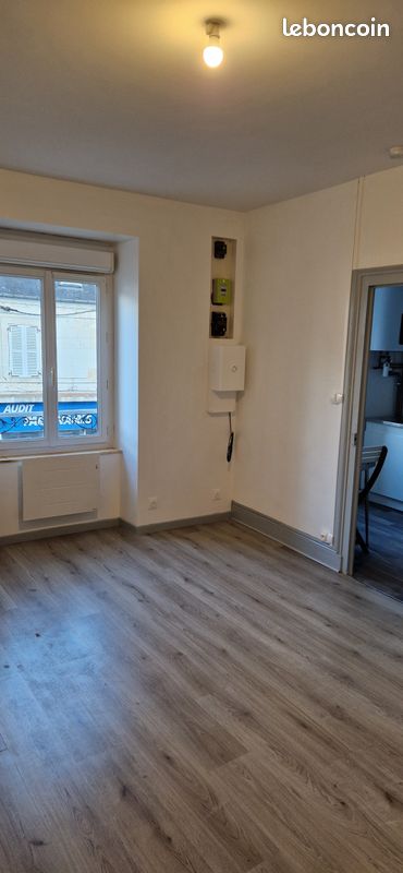 Appartement 1 pièce 32 m² · à Bourges · 32 m² · 450 €