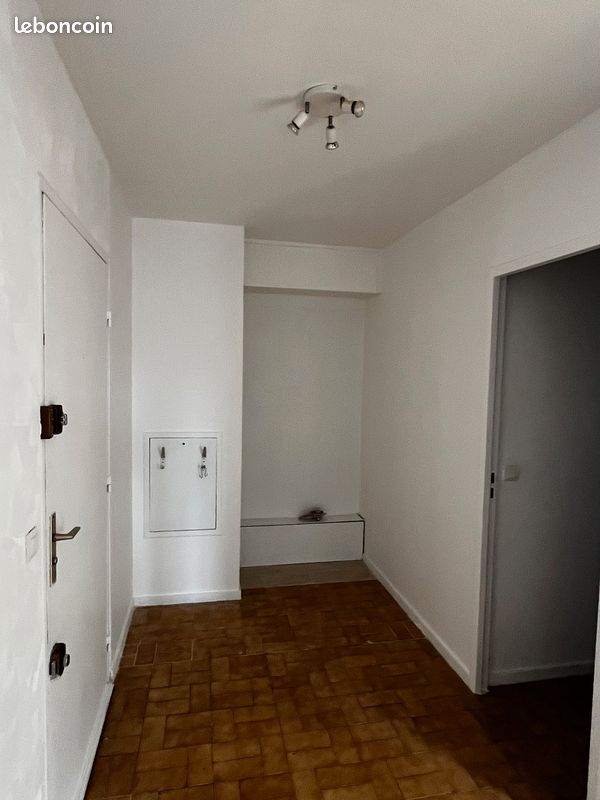 Appartement 2 pièces 52 m² · à Évry-Courcouronnes · 52 m² · 850 €