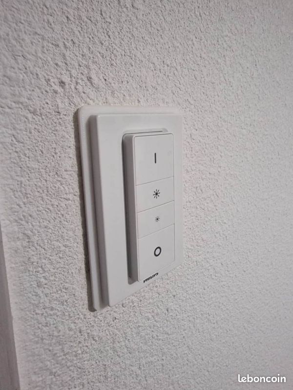 Support adaptateur Phillips hue ( platine ) (image 2)