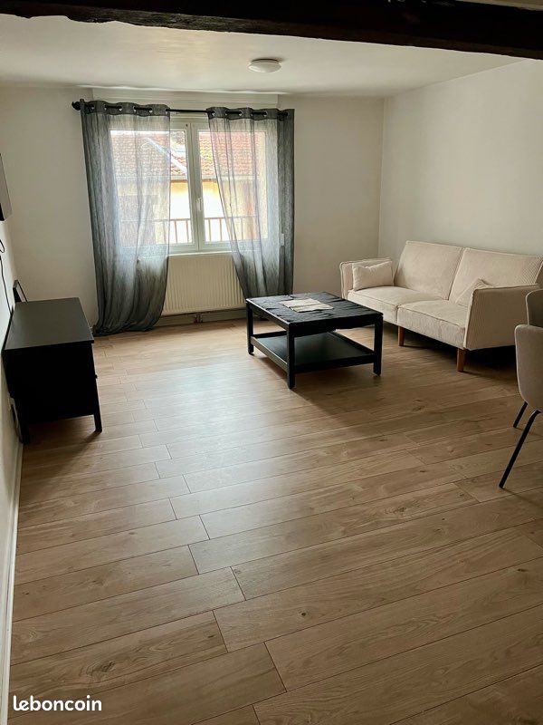 Appartement 3 pièces 63 m² · à Châlons-en-Champagne · 63,3 m² · 750 €/mois