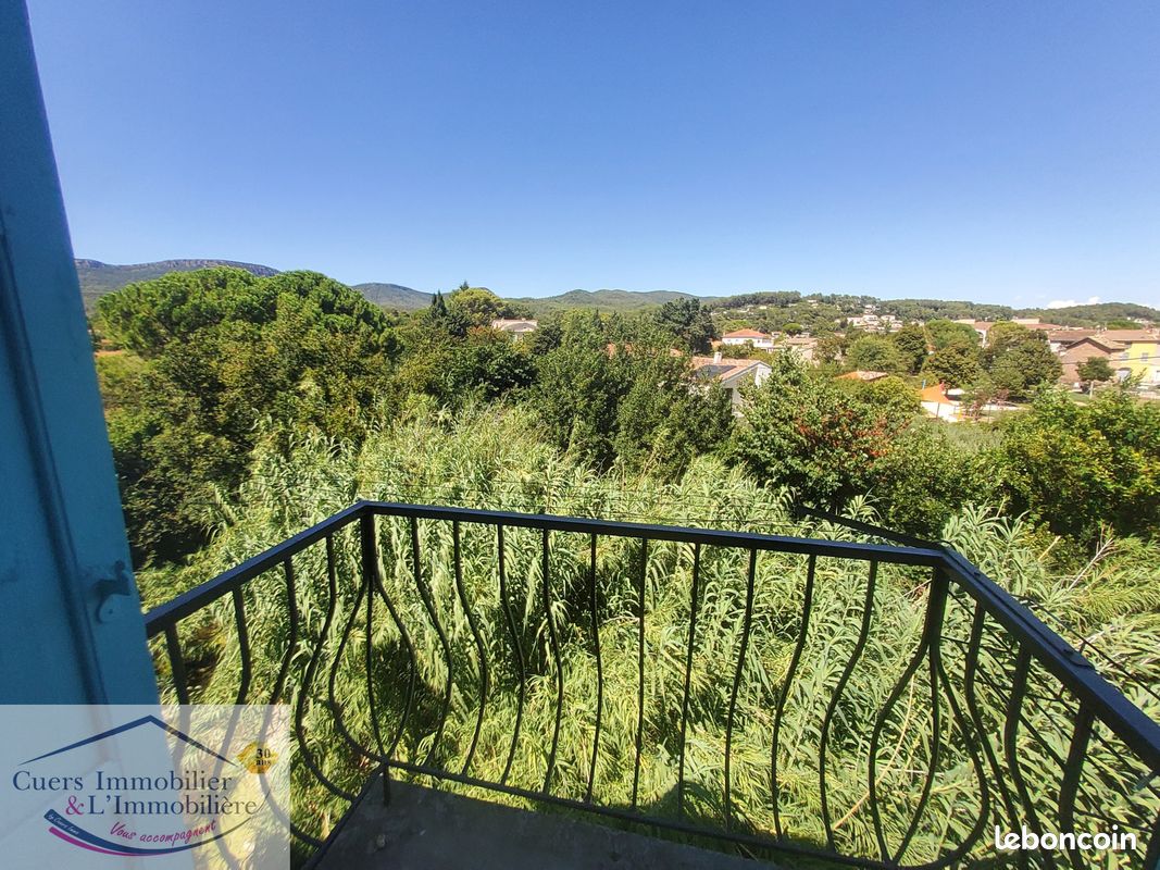Appartement 3 pièces 70 m² · à Cuers · 70 m² · 980 €/mois