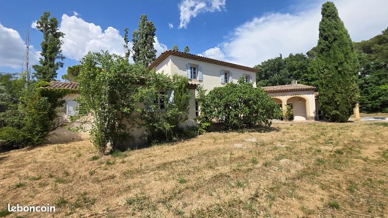 Maison 6 pièces 160 m²